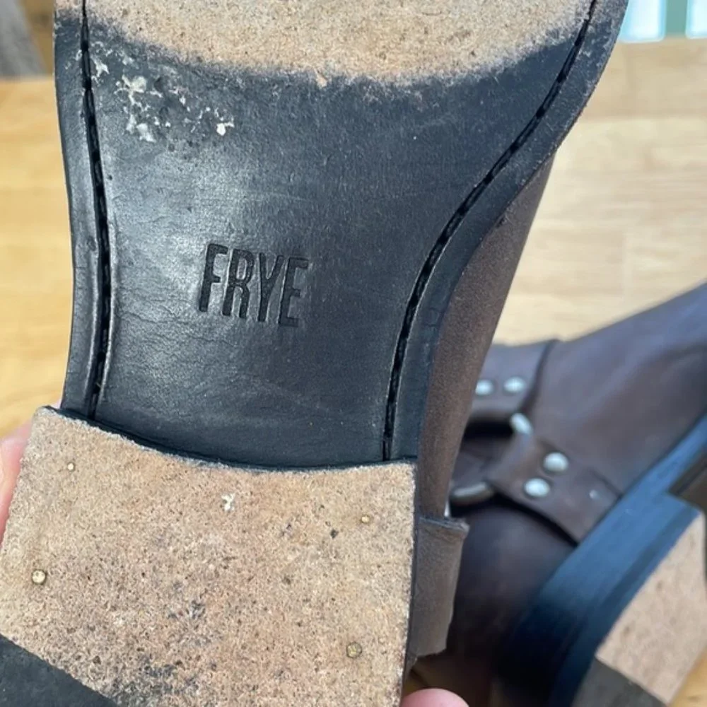 Frye women’s Phillip' Harness Short ankle leather Boots booties brown 6.5 - Picture 8 of 10
